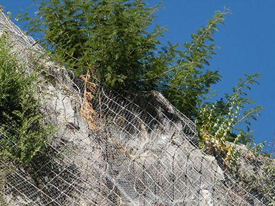 山東省威海市主動(dòng)防護(hù)網(wǎng)案例 山東省威海市主動(dòng)防護(hù)網(wǎng)案例