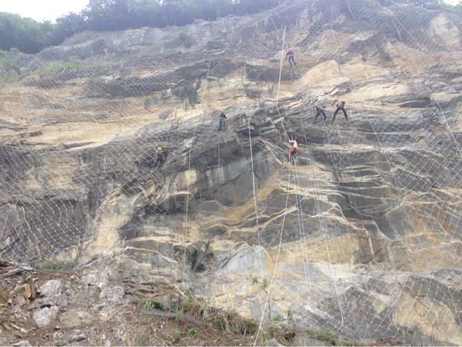 GPS2型主動邊坡防護(hù)網(wǎng) GPS2型主動邊坡防護(hù)網(wǎng)